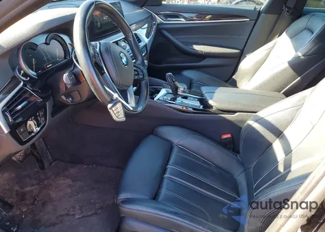 2018 BMW 540 Xi z USA, uszkodzony, nr VIN WBAJE7C51JWC54398